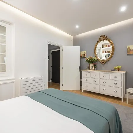 Charming Apartment In Kolonaki, Peridot - Homes Athens Exterior photo