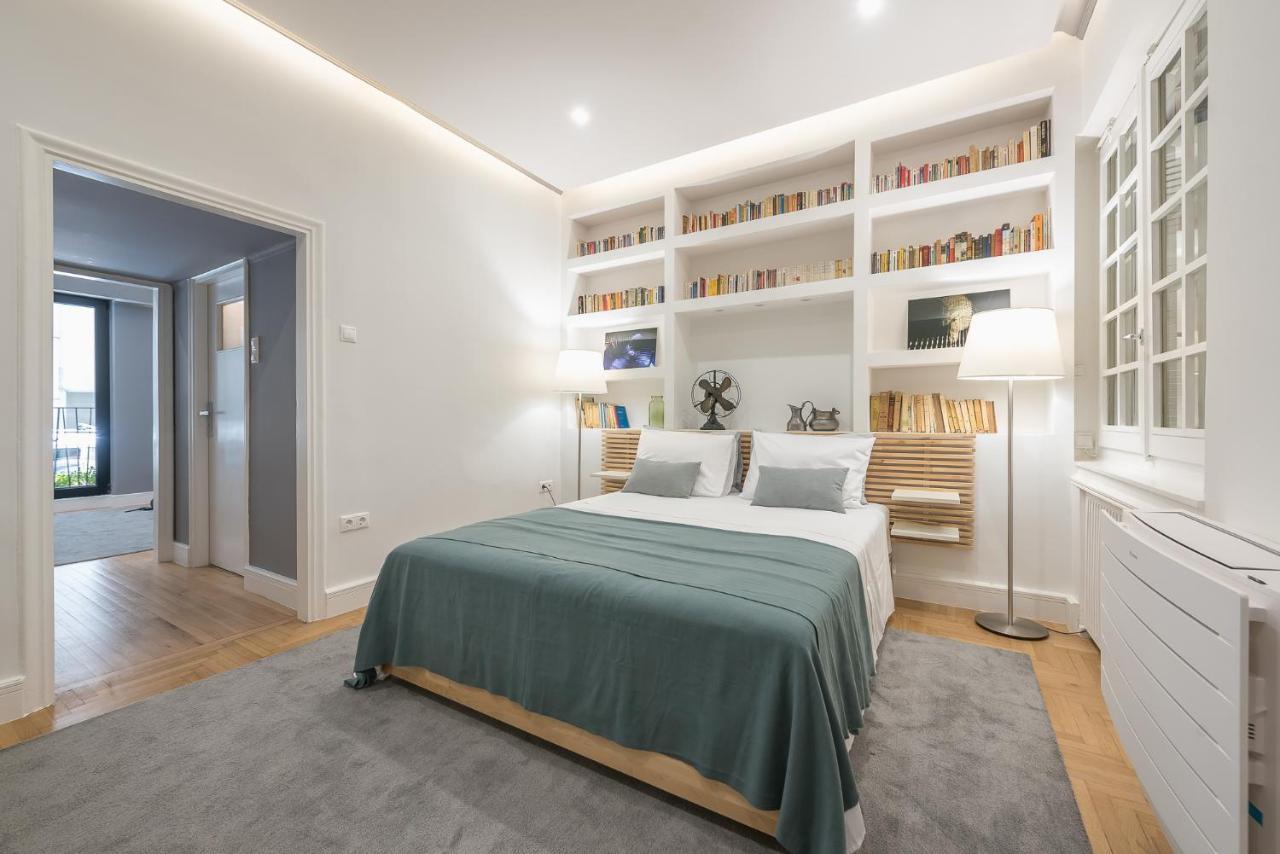 Charming In Kolonaki, Peridot - Homes