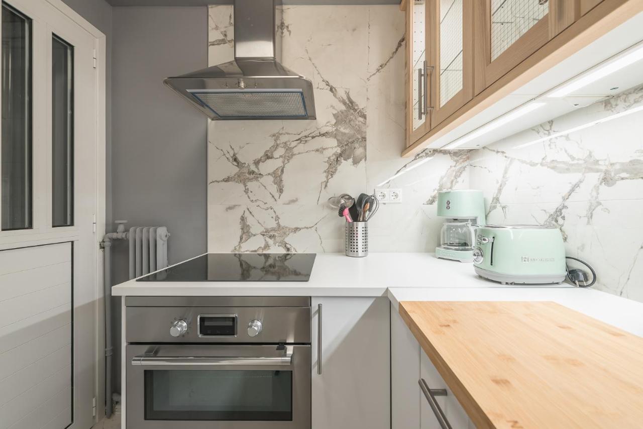 Charming In Kolonaki, Peridot - Homes